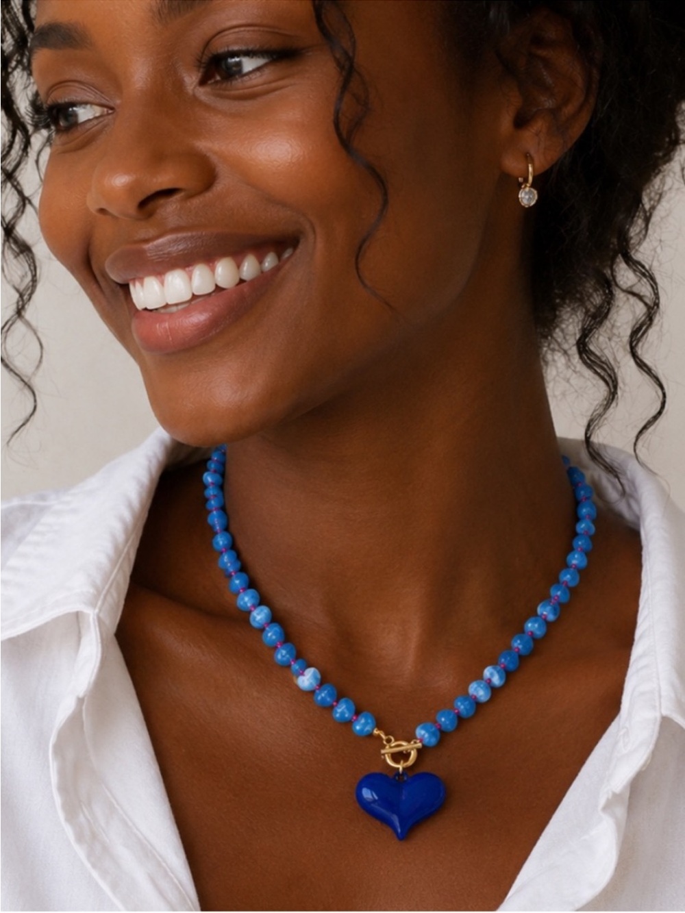 New! Preppy Colorful Y2K Blue Heart Beaded Heart Dopamine Necklace NWOT 5038